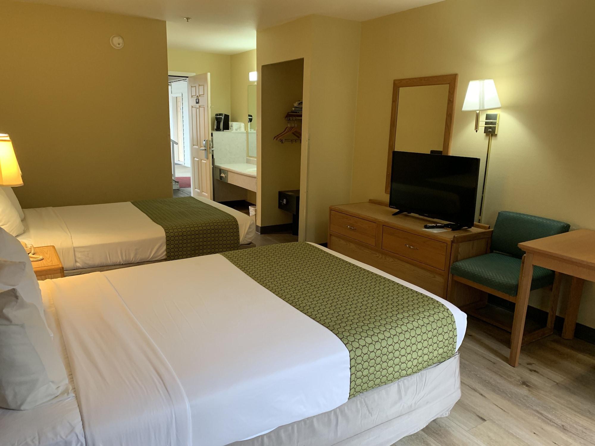 Days Inn By Wyndham Ocean Shores Exterior photo